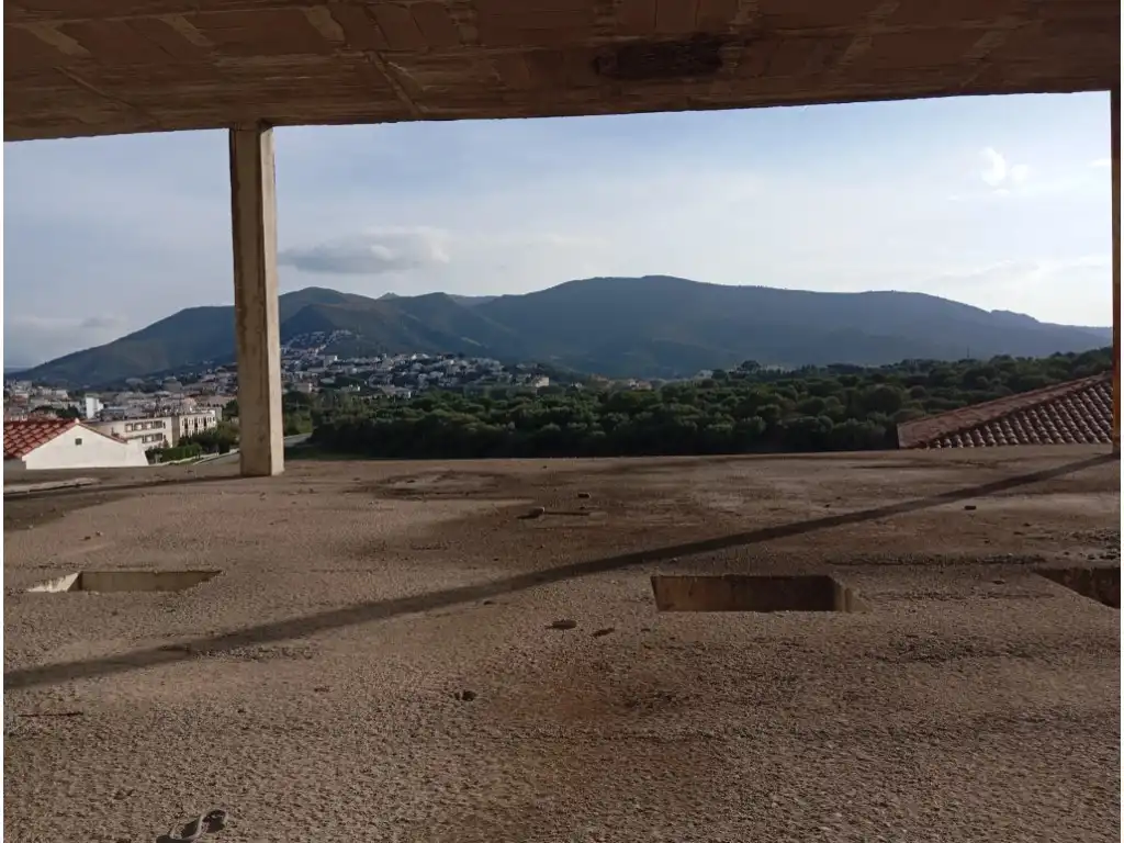 Gebäude zum Verkauf in Grifeu - Cap Ras - Els Estanys - Sant Genís