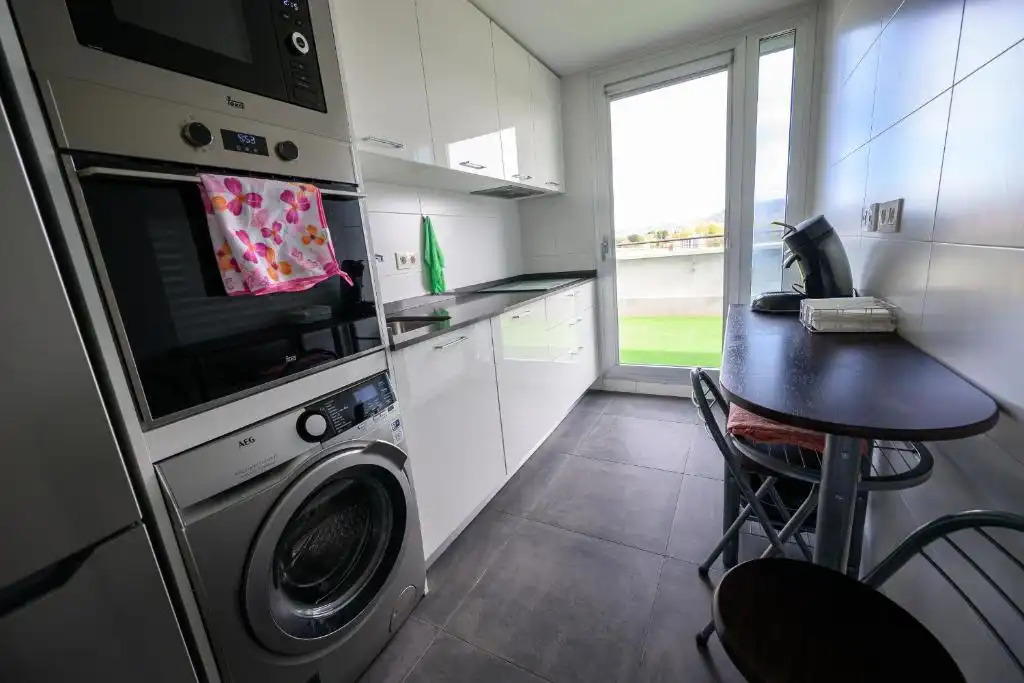 Flat with pool to rent in La Garena, imagen 9