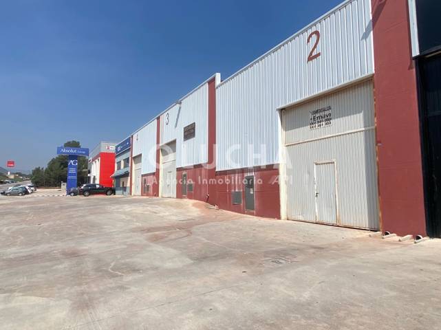 Nave industrial en Venta en L'Alcora