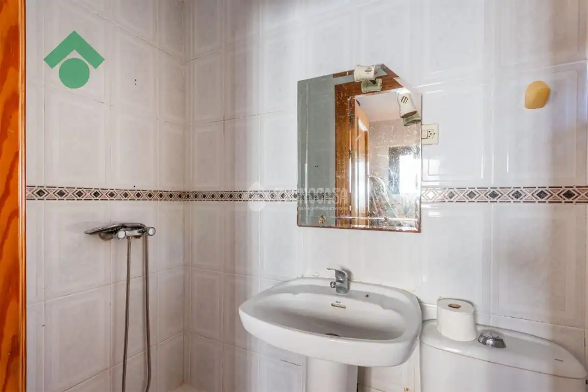 Bathroom of Detached homes for sale in Almuñécar  with Furnished