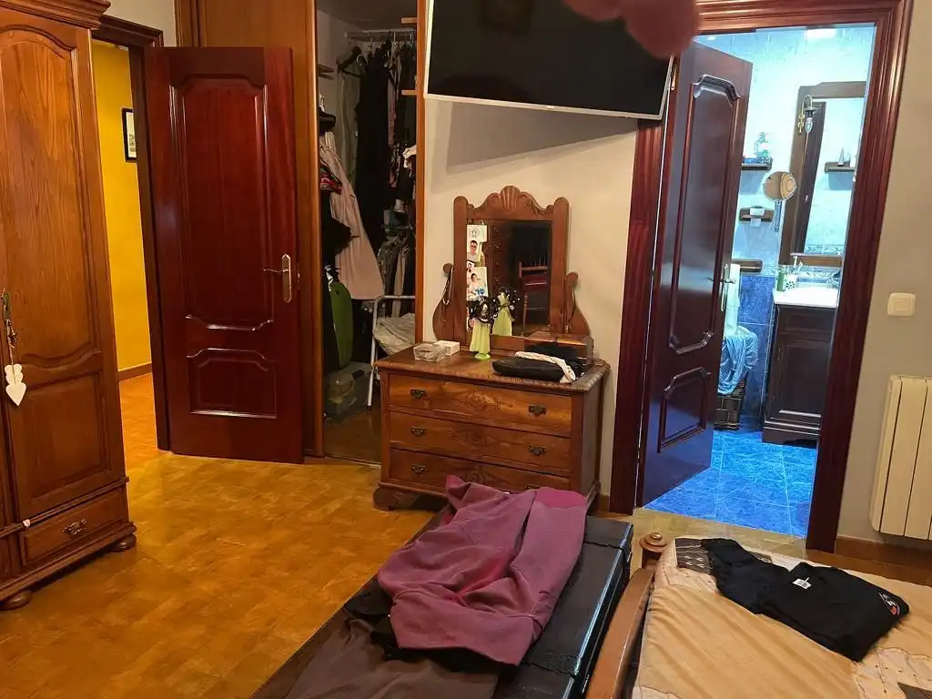 Habitación de Casa o chalet en venta en Pravia con Calefacción, Terraza y Trastero
