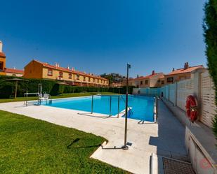 Piscina de Casa o xalet en venda en Salobreña amb Aire condicionat, Terrassa i Piscina comunitària