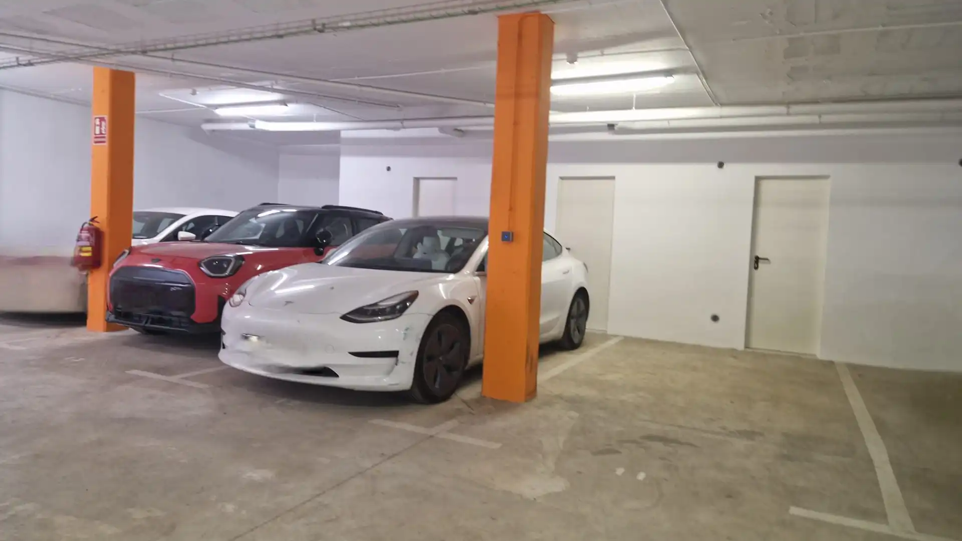 Parkplatz von Wohnung zum Verkauf in Sant Boi de Llobregat mit Klimaanlage, Heizung und Abstellraum