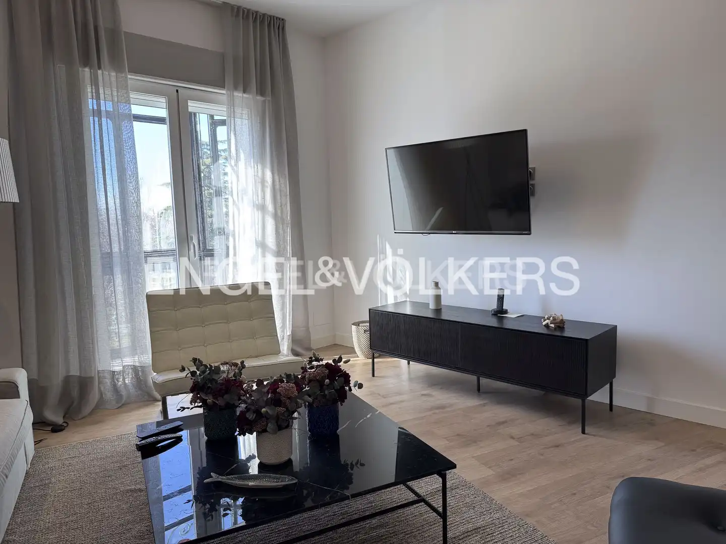 Sala de estar de Piso de alquiler en Madrid con Aire acondicionado, Calefacción y Amueblado