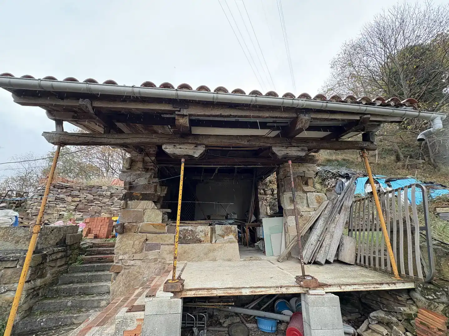 Vista exterior de Casa o xalet en venda en Bárcena de Pie de Concha, Cantabria