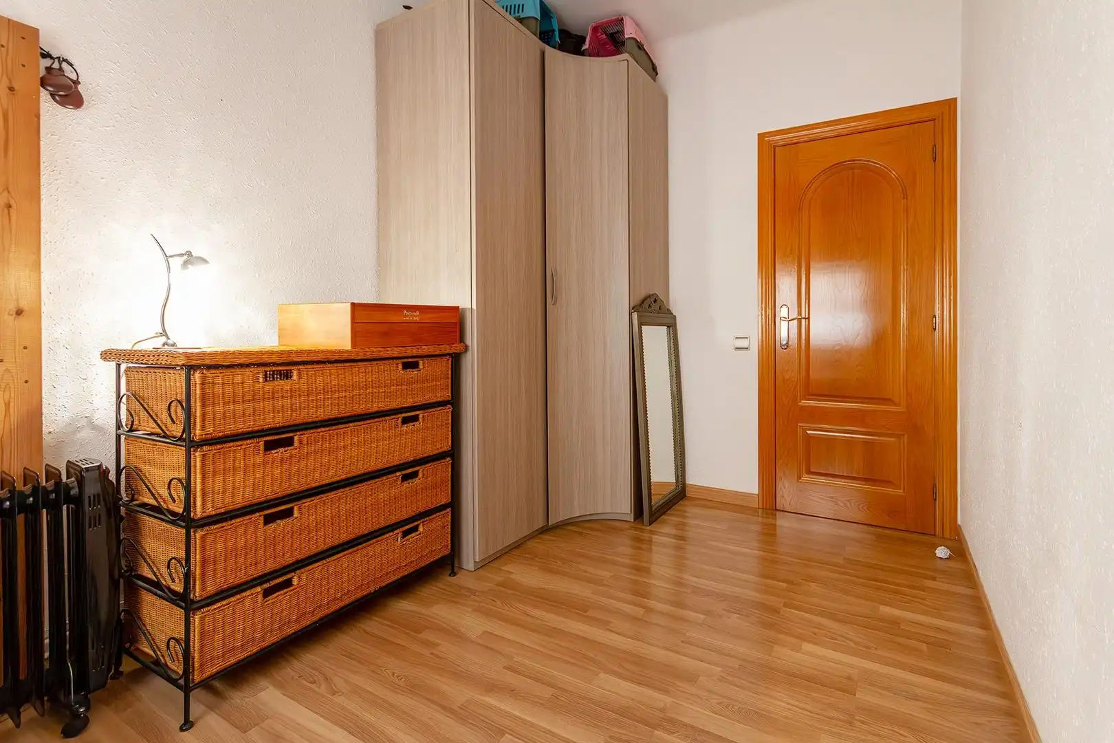 Schlafzimmer von Wohnung zum Verkauf in Sant Boi de Llobregat mit Heizung