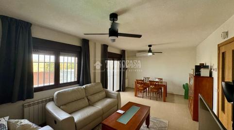 Foto 2 de Casa adosada en venta en Villanueva de la Torre, Guadalajara