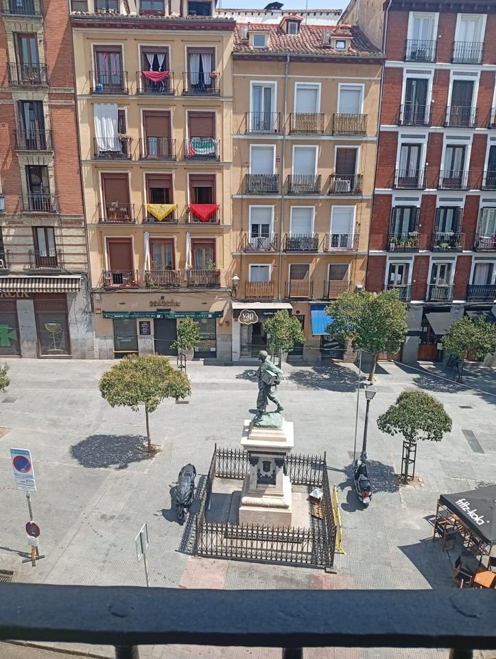Vista exterior de Pis de lloguer en  Madrid Capital amb Aire condicionat, Calefacció i Balcó