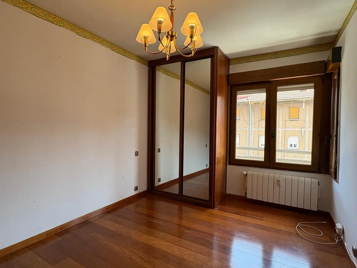 Habitación de Piso en venta en Gijón  con Calefacción y Trastero