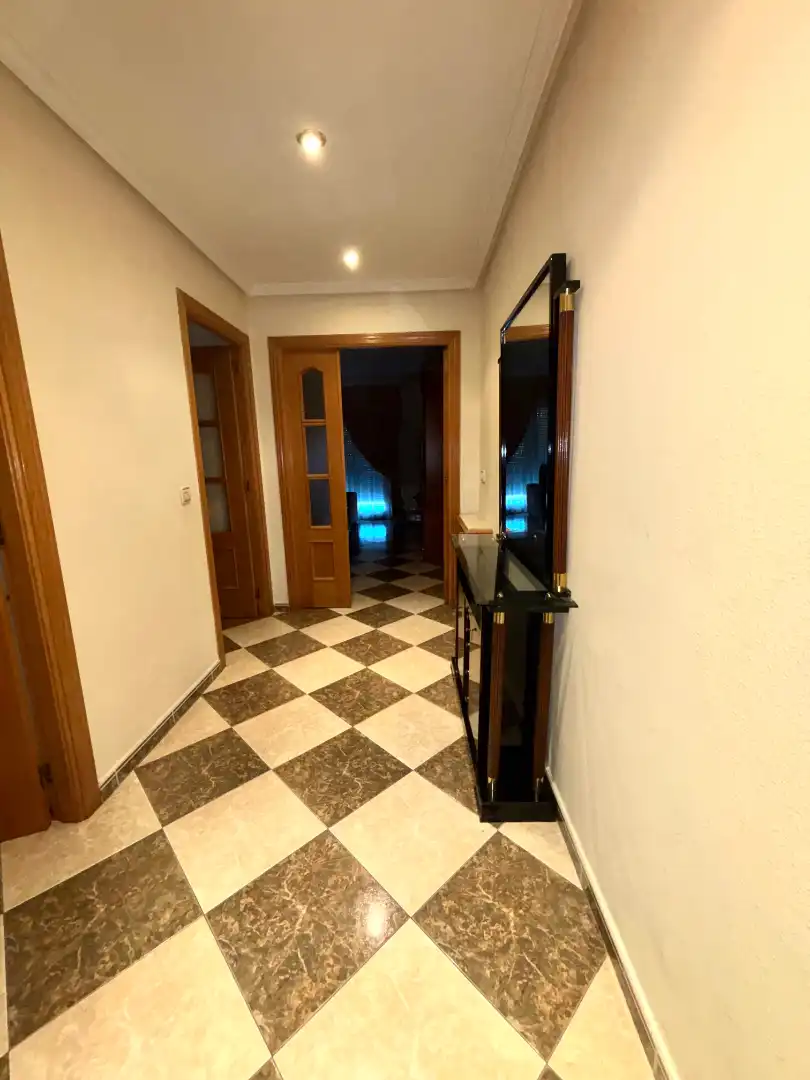 Flat with lift to rent in Avenida Cañada Real 18, imagen 8