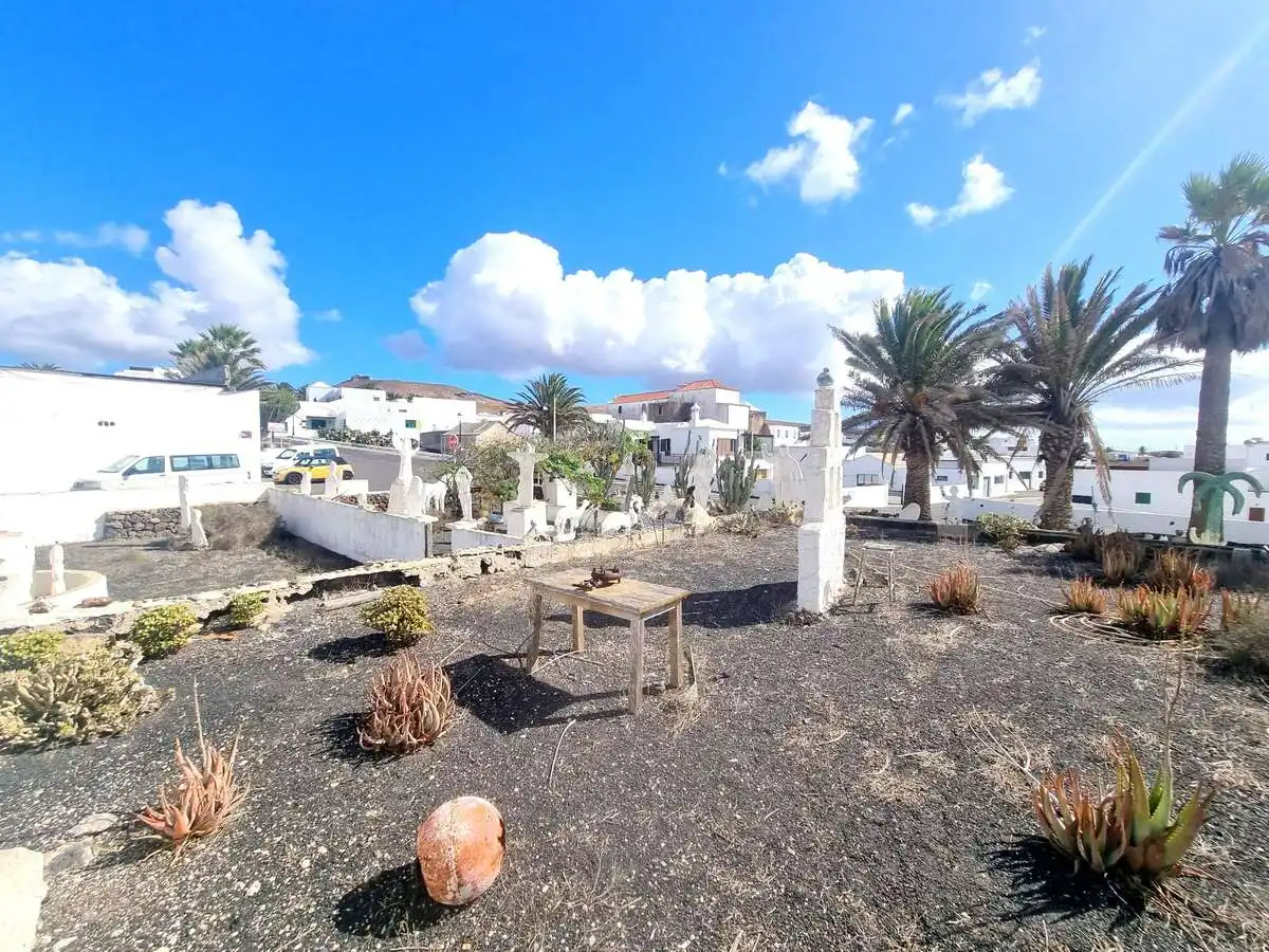 Finca rústica en venta en Villa de Teguise