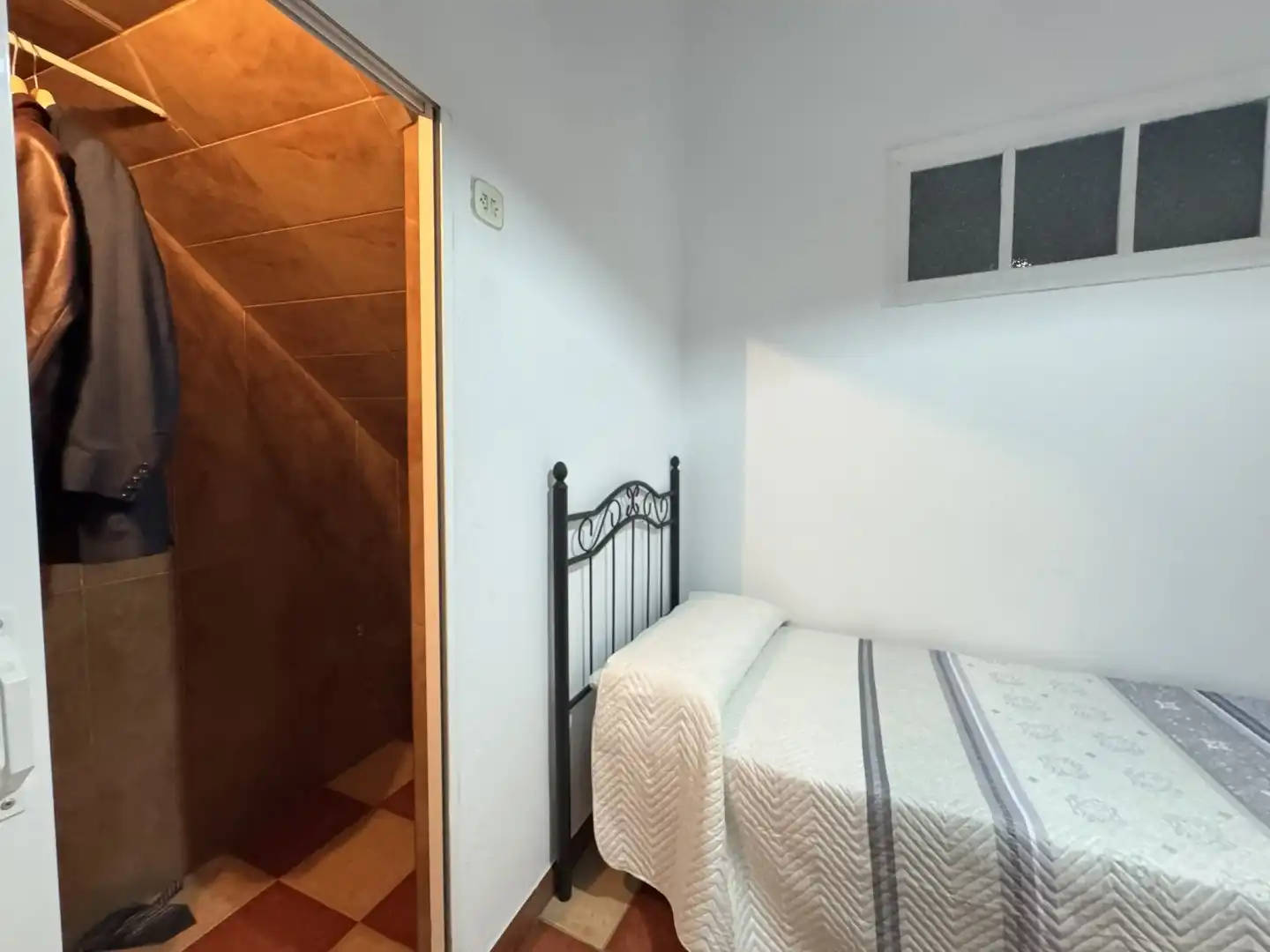 Schlafzimmer von Erdgeschoss zum Verkauf in Chipiona
