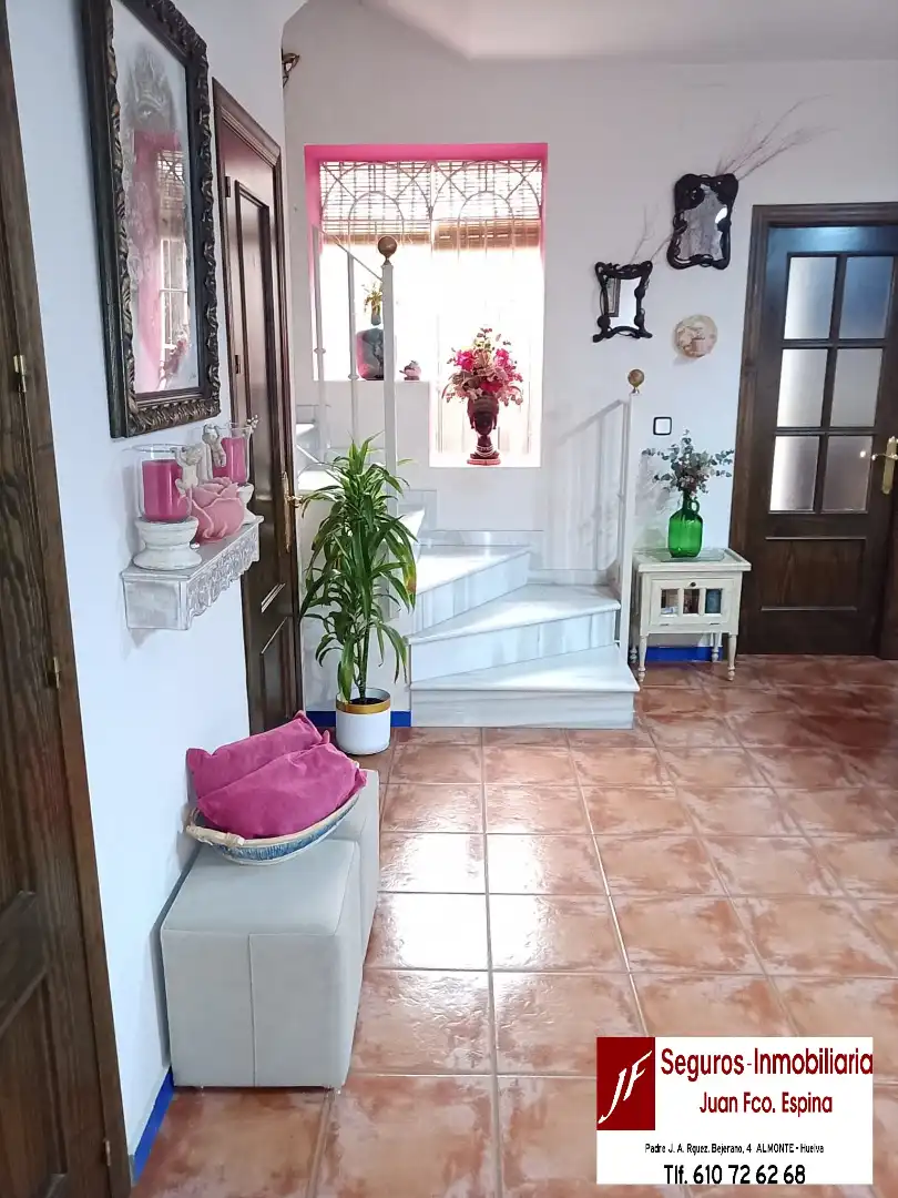 Haus oder Chalet zum Verkauf in Almonte mit Klimaanlage, Heizung und Terrasse