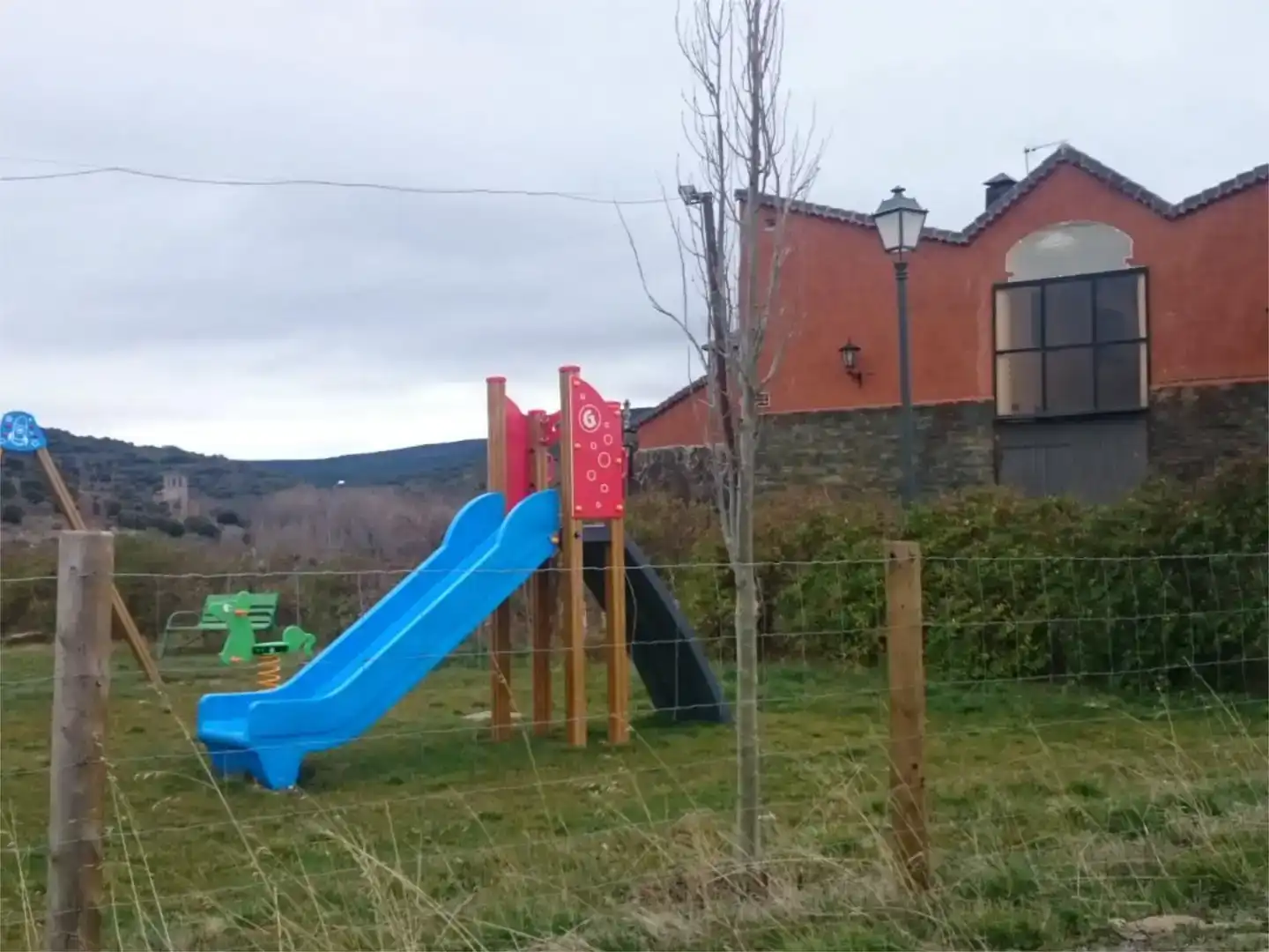 Jardín de Local de alquiler en Riaza con Aire acondicionado y Amueblado