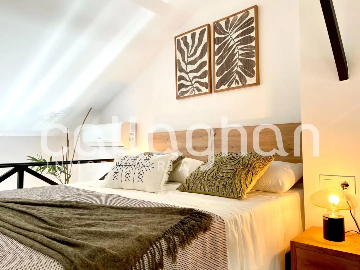 Schlafzimmer von Loft zur Miete in Valencia mit Klimaanlage, Heizung und Abstellraum