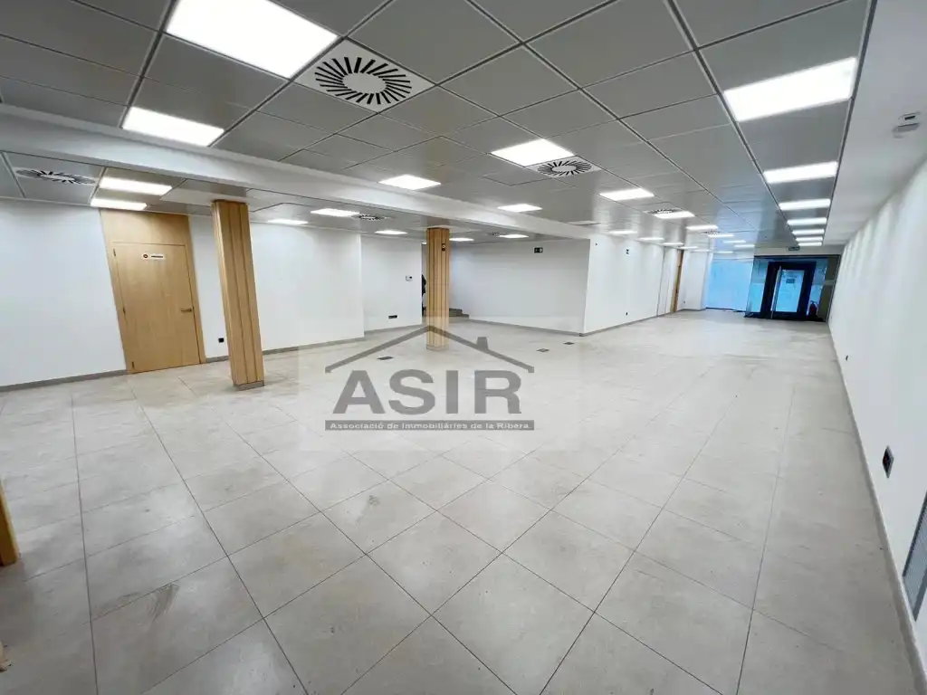 Business premises for sale in Josep Melcior Gomeis, imagen 15