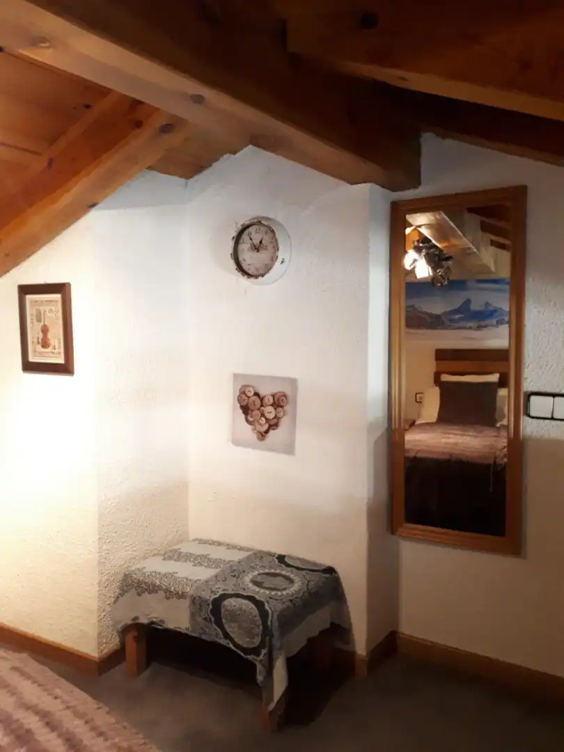 Habitación de Piso de alquiler en Canillo con Calefacción, Parquet y Amueblado