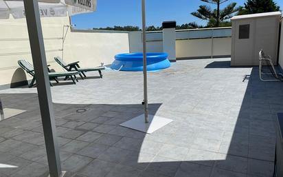 Piscina de Apartament en venda en Boiro amb Calefacció, Terrassa i Traster