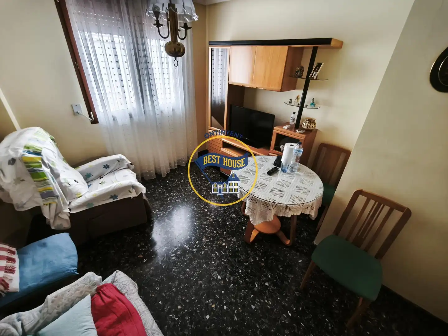 Sala de estar de Piso en venta en Ontinyent con Trastero, Amueblado y Balcón