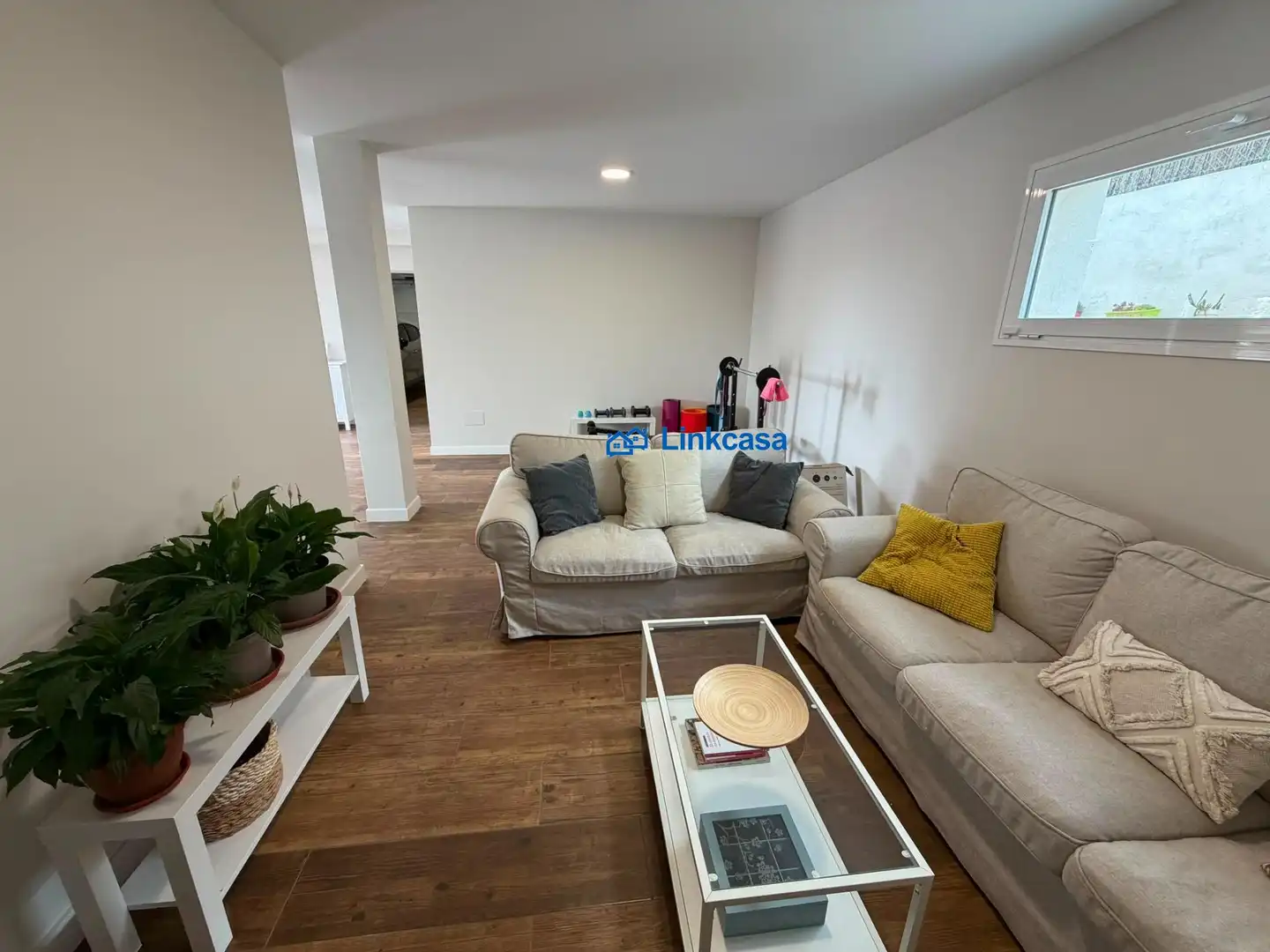 Sala de estar de Casa o chalet en venta en Navas del Rey con Calefacción, Jardín privado y Terraza