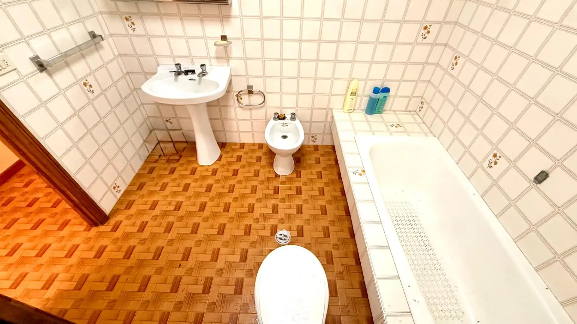 Bathroom of Houses for sale in Rairiz de Veiga  with Furnished and Balcony