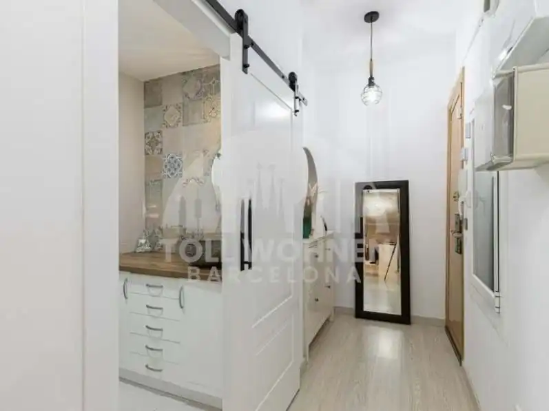 Cocina de Piso en venta en  Barcelona Capital con Terraza, Amueblado y Balcón