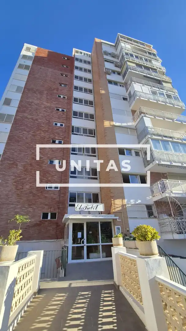 Flat with terrace for sale in Playa de San Juan - El Cabo de las Huertas