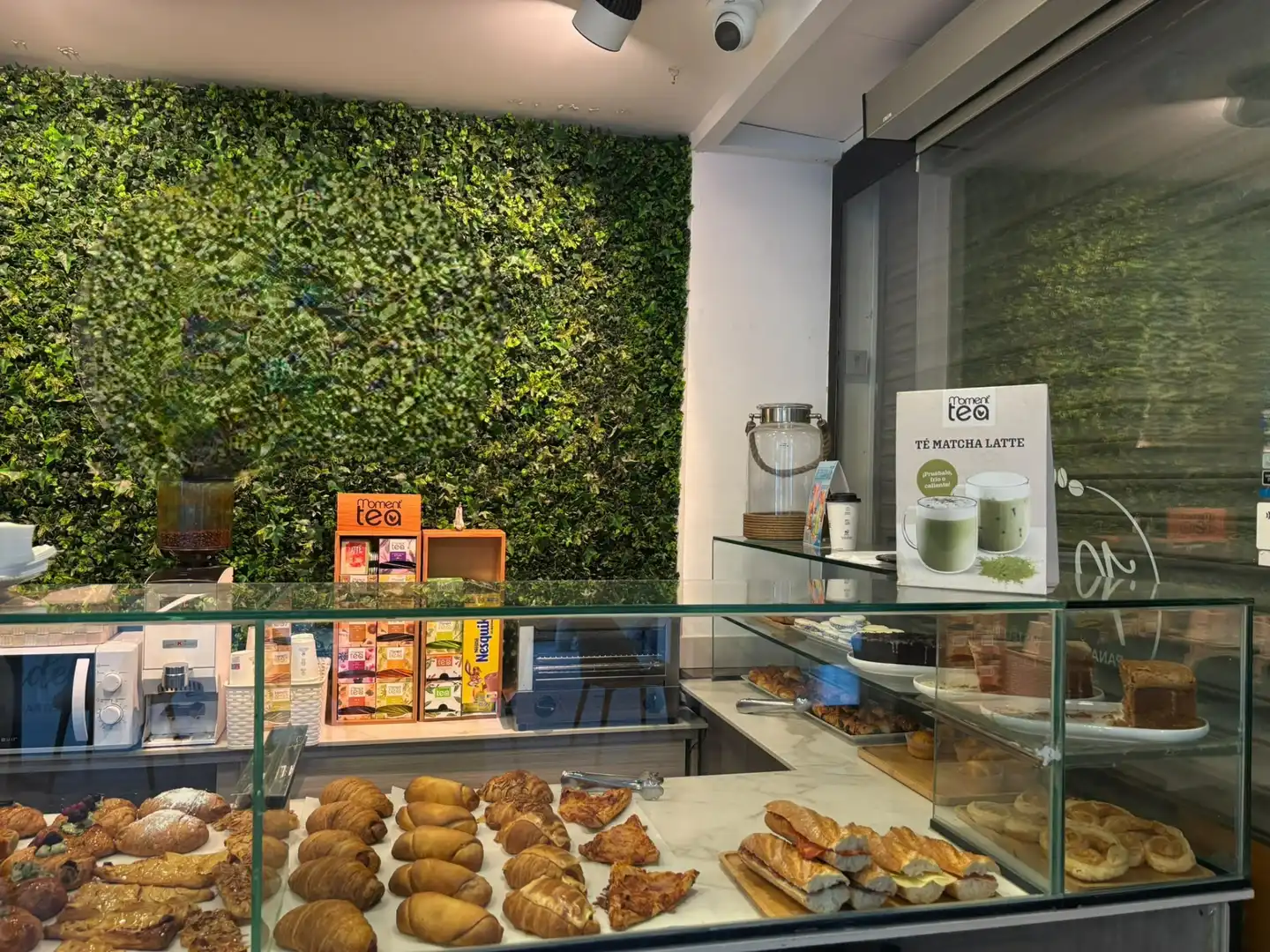 Local comercial en traspàs a Les Corts, imagen 12