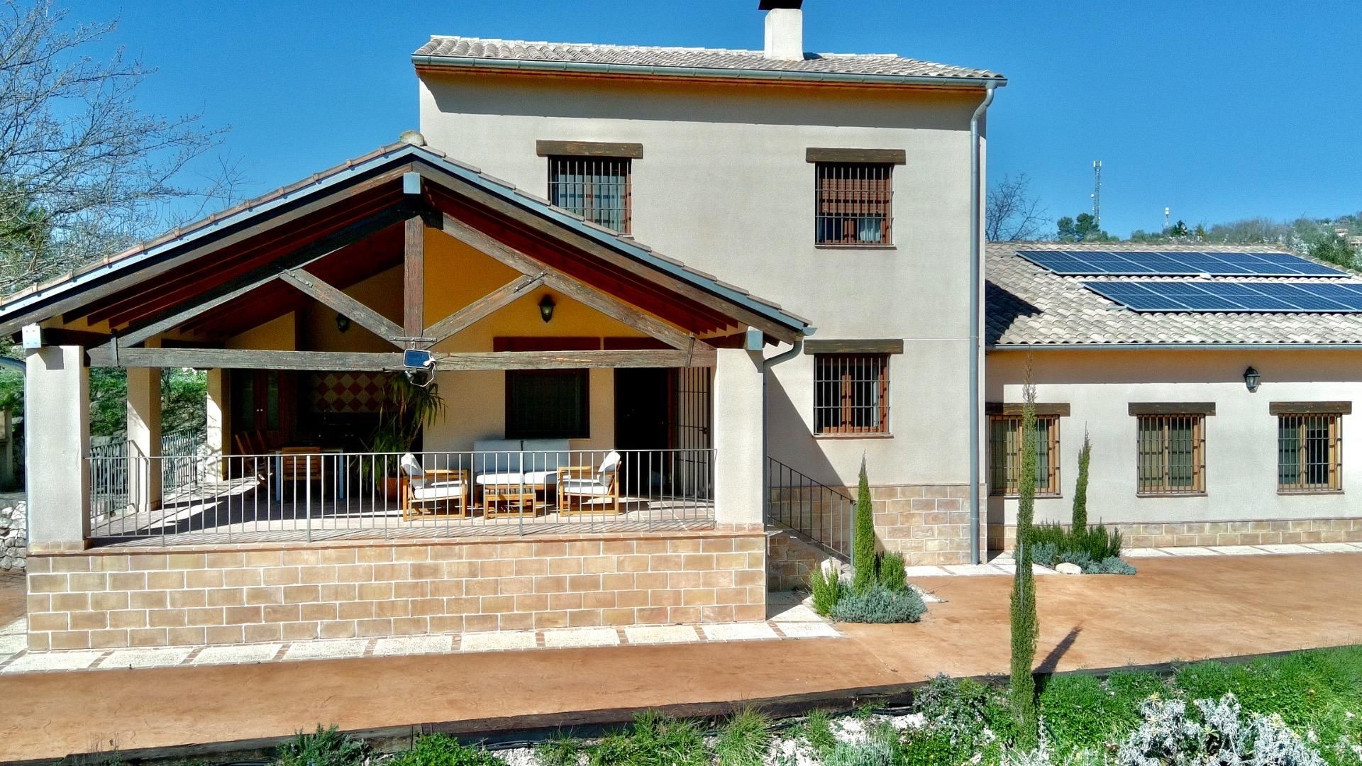 Vista exterior de Finca rústica en venda en Penàguila amb Jardí privat, Terrassa i Traster