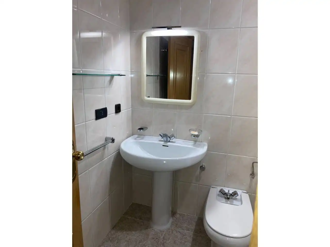 Baño de Piso en venta en León Capital  con Calefacción, Parquet y Terraza