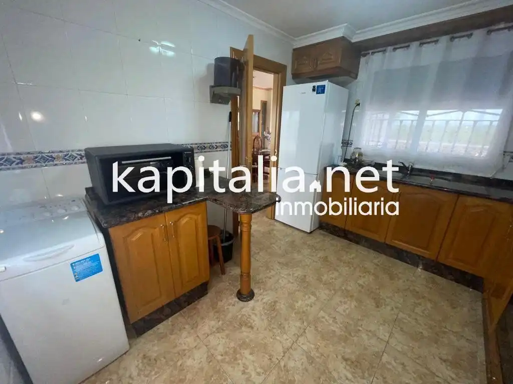 Cocina de Casa o chalet en venta en Alzira con Aire acondicionado, Jardín privado y Terraza