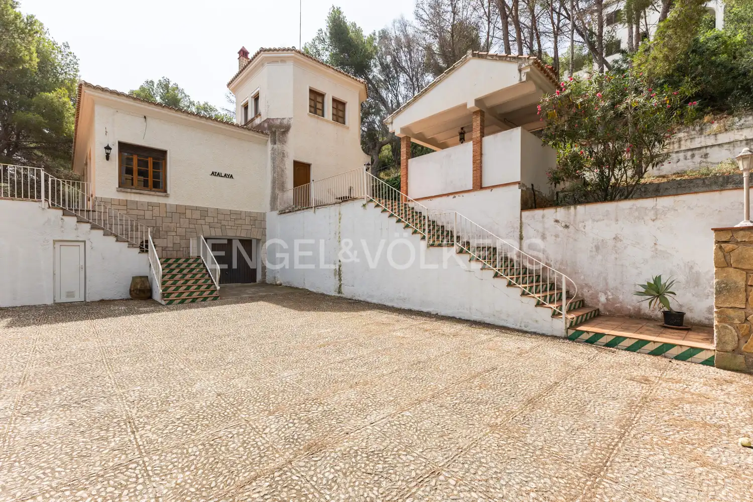 Exterior view of Houses for sale in Dénia  with Heating, Private garden and Terrace