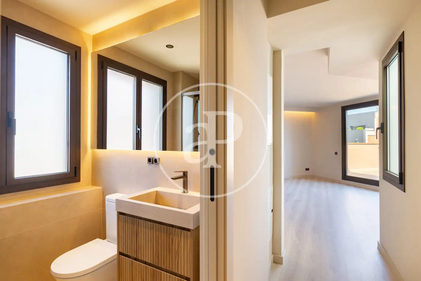 Penthouse with terrace for sale in Carrer de Provença, imagen 26