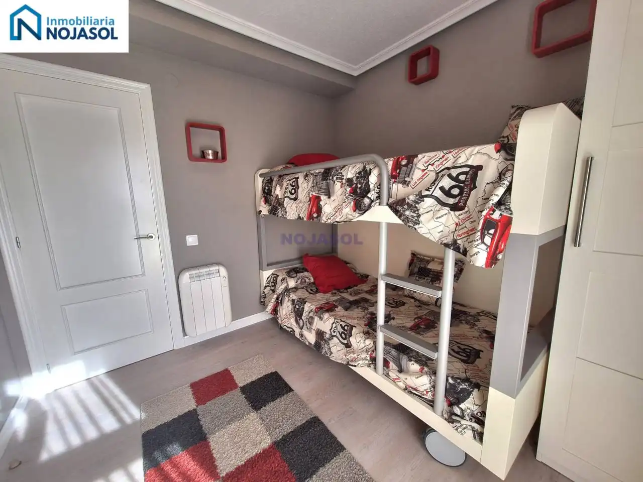 Habitación de Apartamento en venta en Noja con Calefacción, Parquet y Terraza