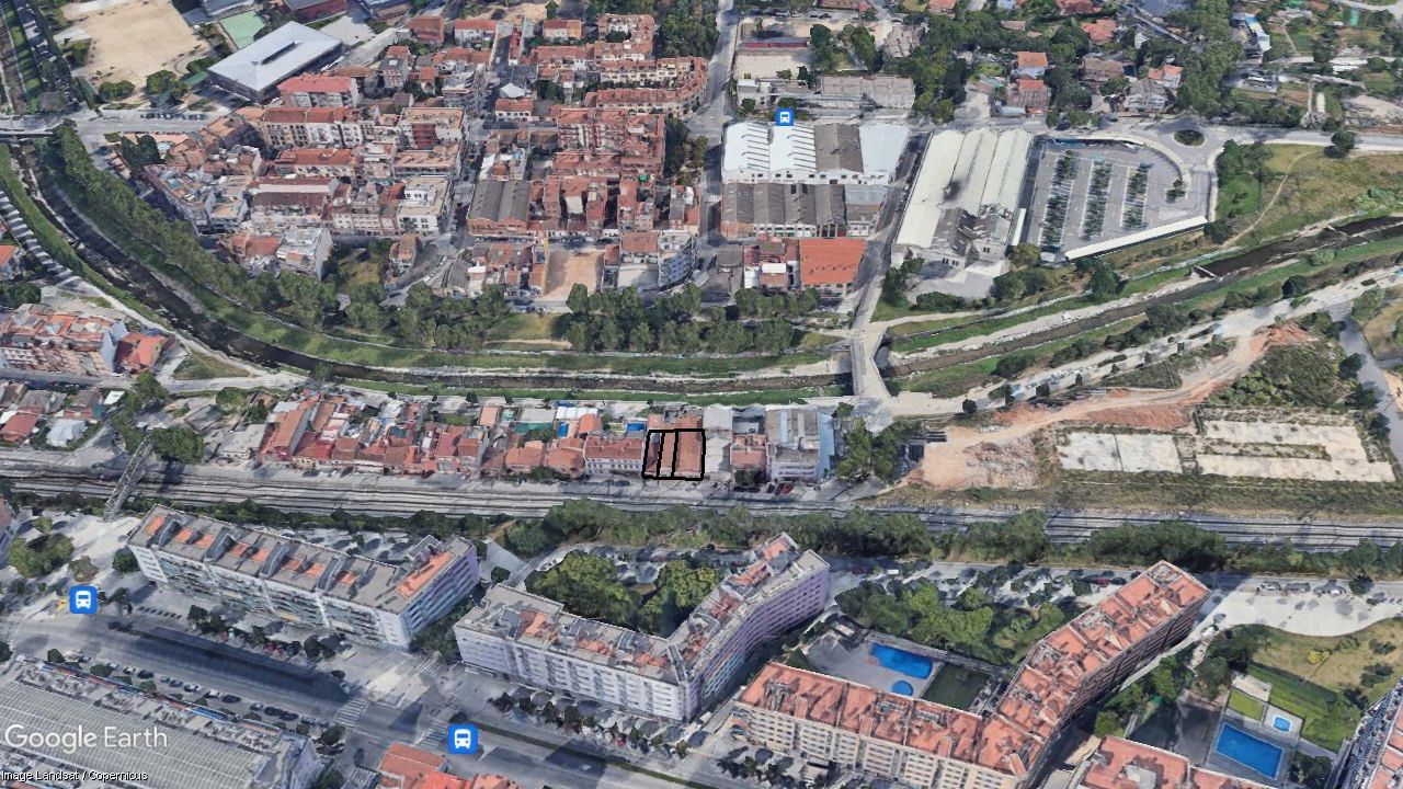 Exterior view of Office for sale in Cerdanyola del Vallès