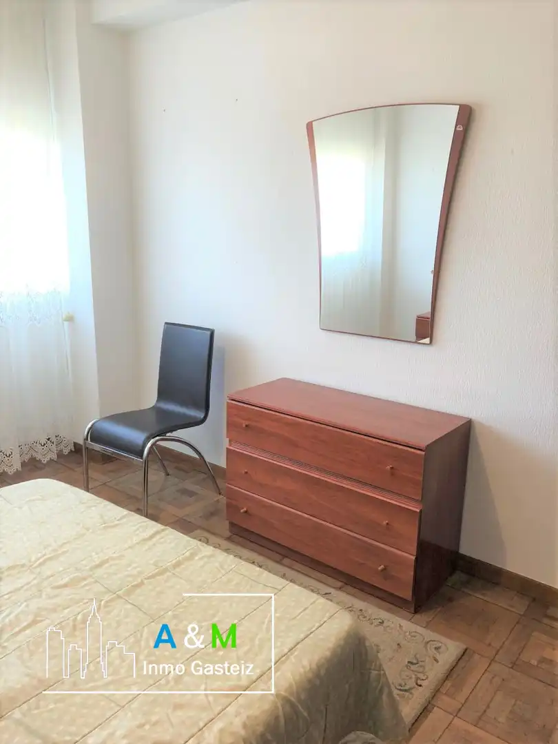 Flat for rent in JOSE ATXOTEGI, Gazalbide