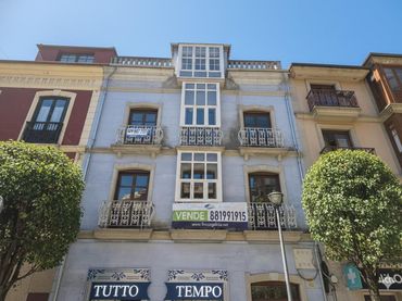 Dúplex amb ascensor en venda a Rodríguez Murias 21