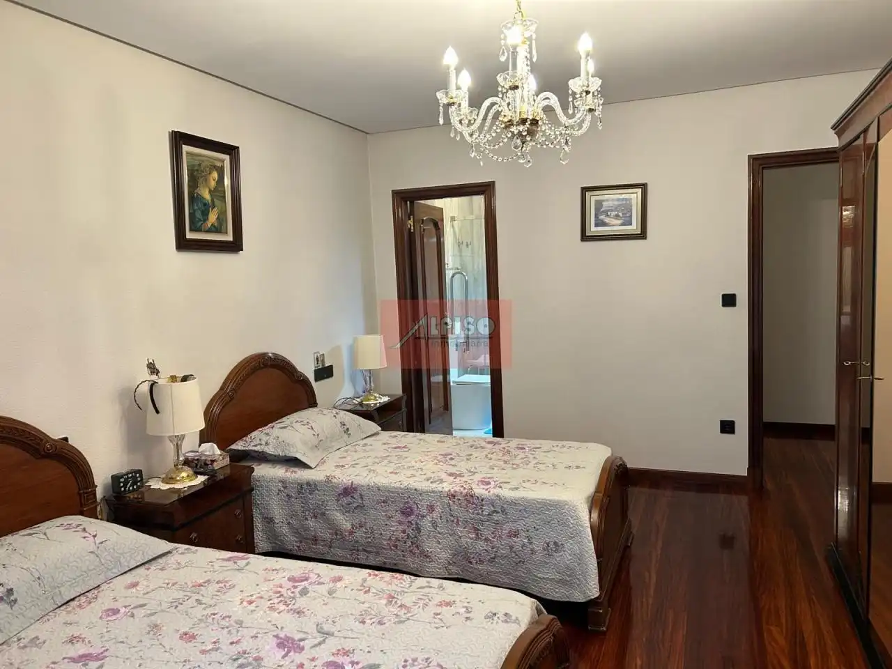 Habitación de Piso en venta en Ourense Capital  con Calefacción, Parquet y Terraza