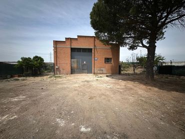 Industriegebäude zum Verkauf in Poligono 8 34