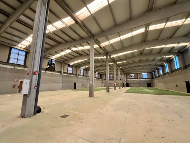 Nave industrial en Venta en Carrer d' Isidre Santanach en Sallent