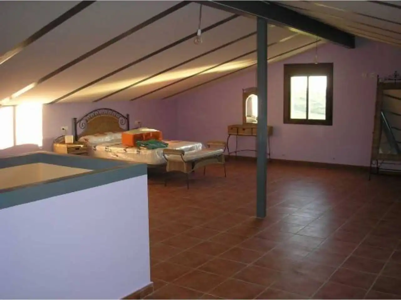 Dormitori de Casa o xalet en venda en Orellana la Vieja amb Calefacció