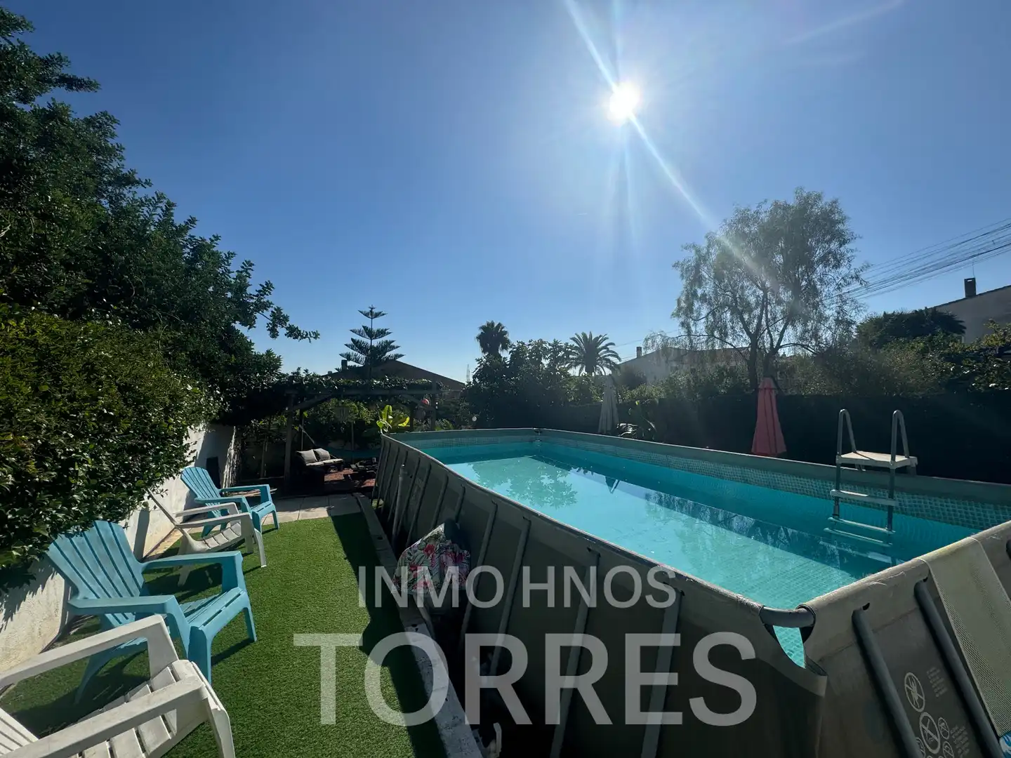 Schwimmbecken von Haus oder Chalet zum Verkauf in Peñíscola / Peníscola mit Klimaanlage, Privatgarten und Terrasse