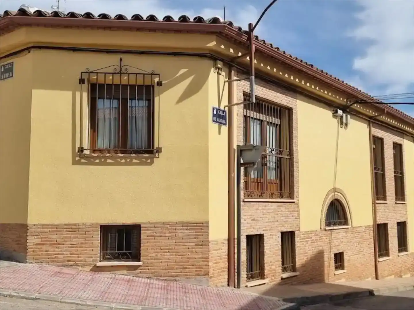 Vista exterior de Casa o chalet en venta en La Solana   con Aire acondicionado
