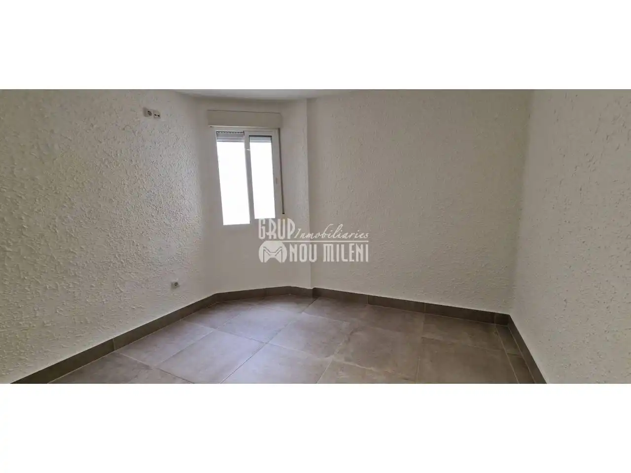 Habitación de Piso de alquiler en Catarroja con Aire acondicionado, Calefacción y Balcón