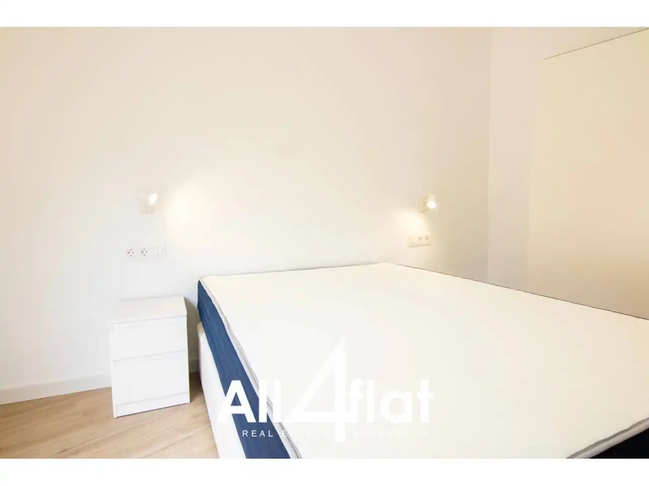 Habitación de Estudio de alquiler en Barcelona con Aire acondicionado, Calefacción y Parquet