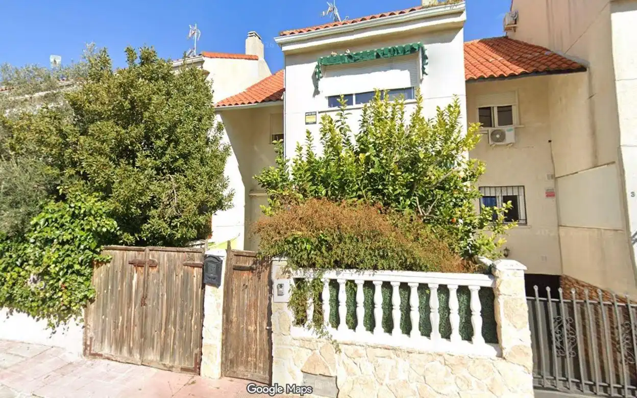 Casa en venta en Calle Don Quijote 34