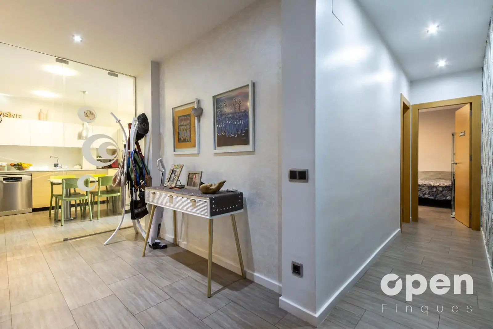 Einfamilien-Reihenhaus zum Verkauf in Terrassa mit Klimaanlage, Heizung und Terrasse