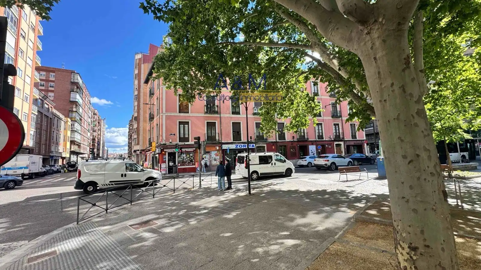 Außenansicht von Wohnungen zum Verkauf in Valladolid mit Terrasse