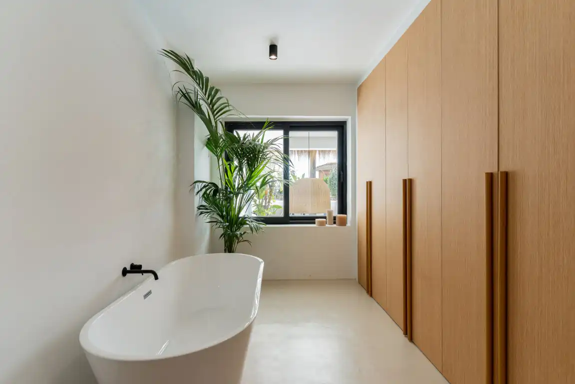 Bathroom of Detached homes for sale in Torremolinos  with Air Conditioner, Terrace and Swimming Pool