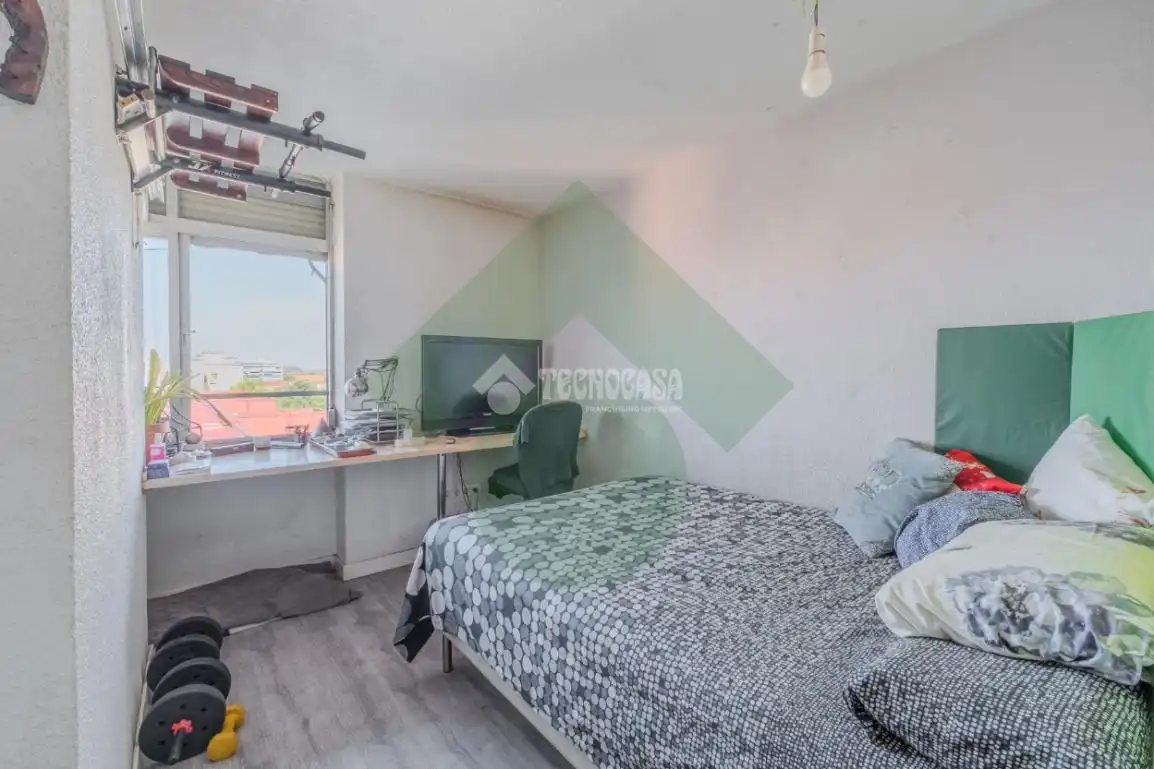 Habitación de Piso en venta en Madrid con Calefacción